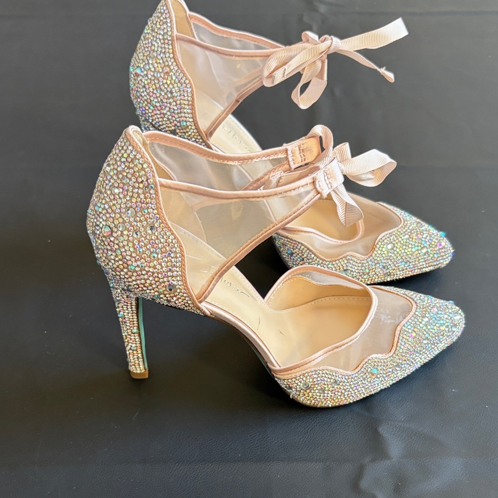 Betsey Johnson SB-Iris Blush Rhinestone Bridal Pumps Ankle Tie 9.5 - Picture 7 of 10